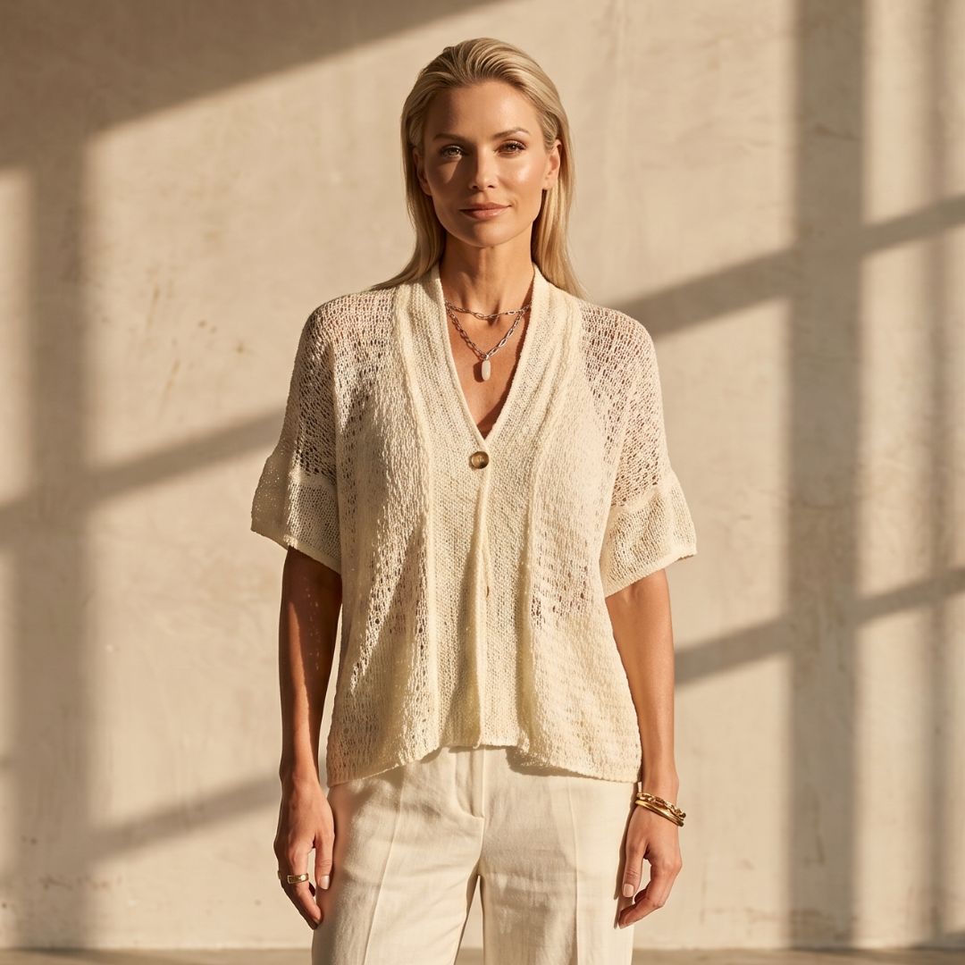Jamie | Elegant Knitted Shirt.