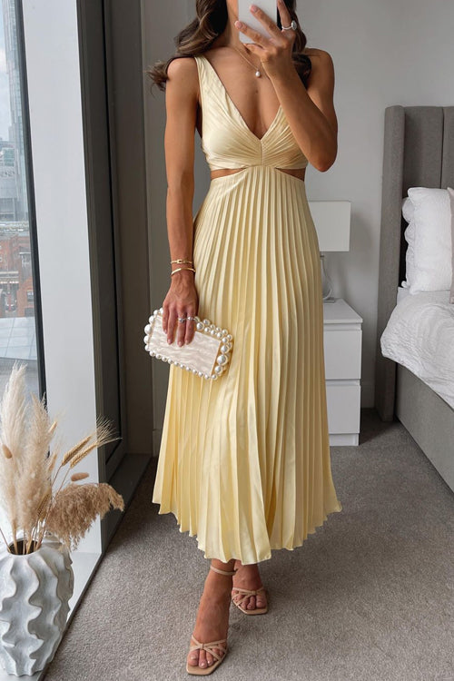 Belleza | Pleated Dress