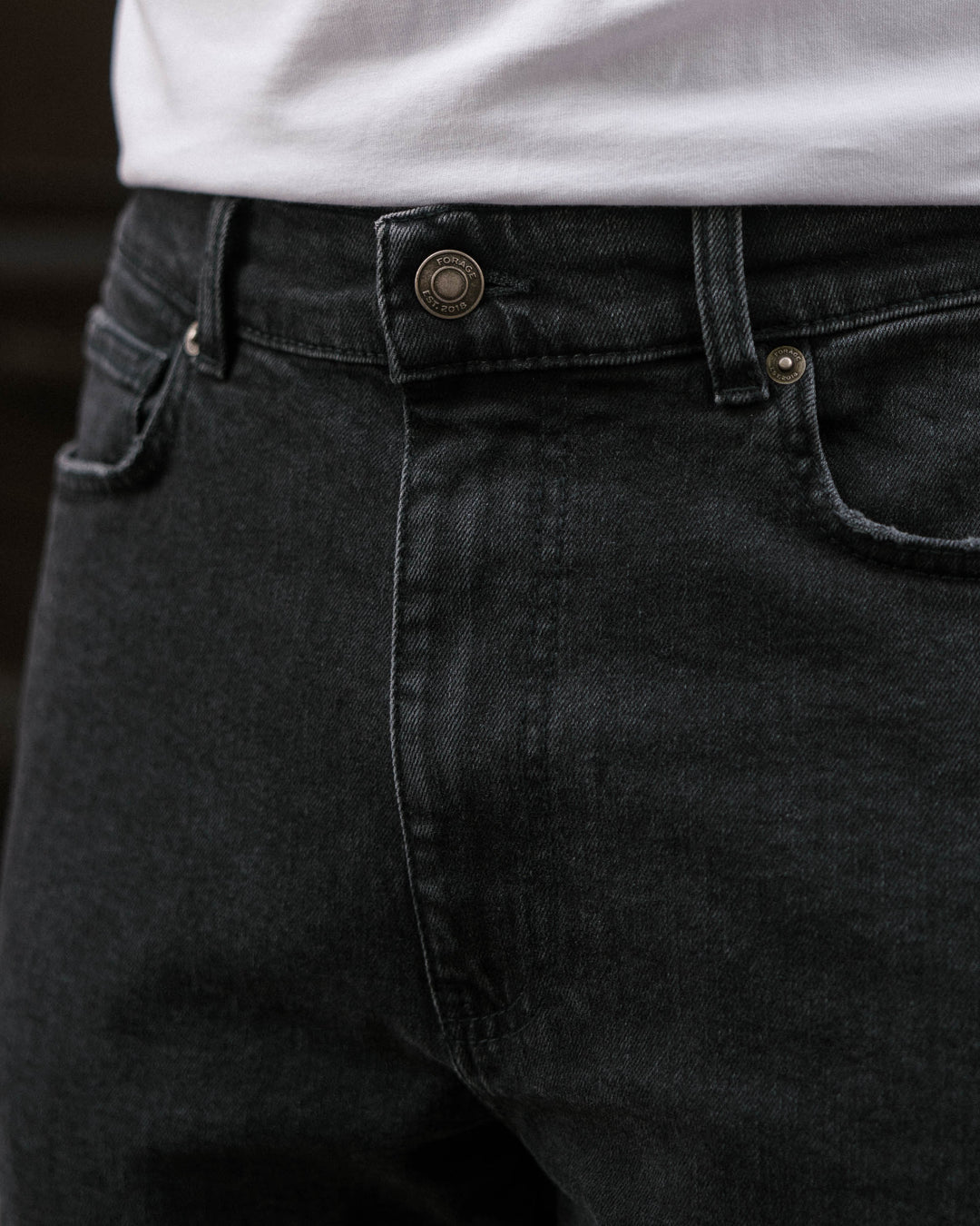 Essential Regular Fit Jeans (Washed Black)