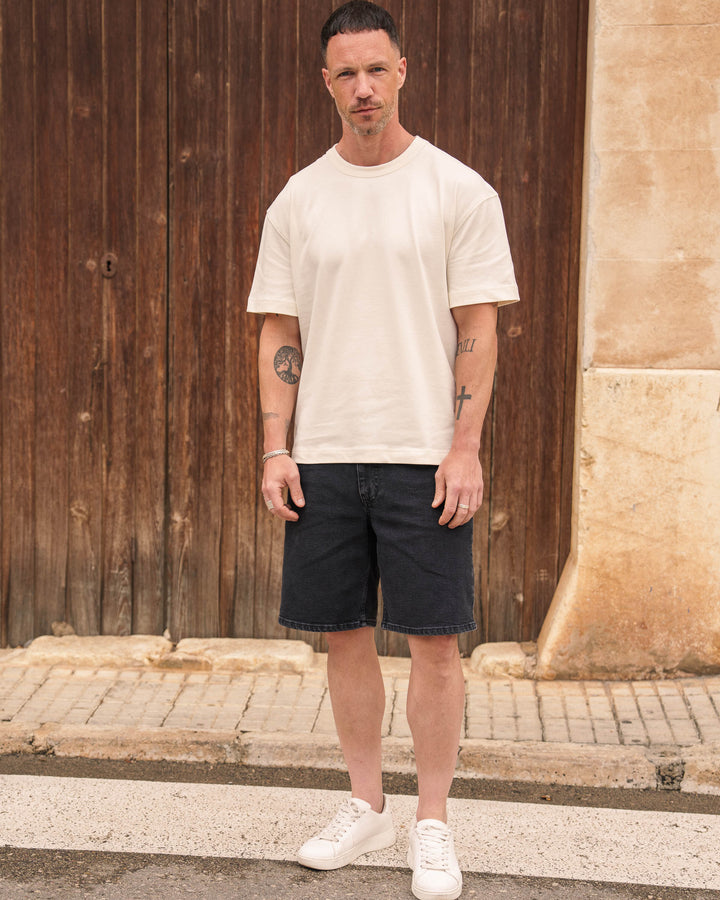 Jeans Shorts Relaxed Fit (Washed Black)