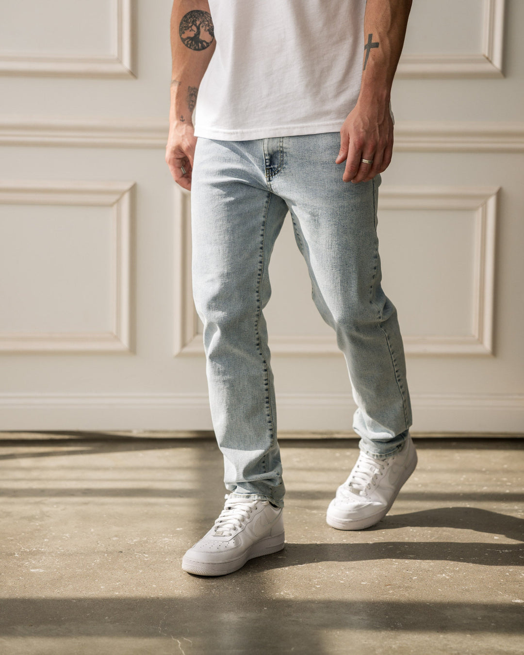 Essential Regular Fit Jeans (light blue)
