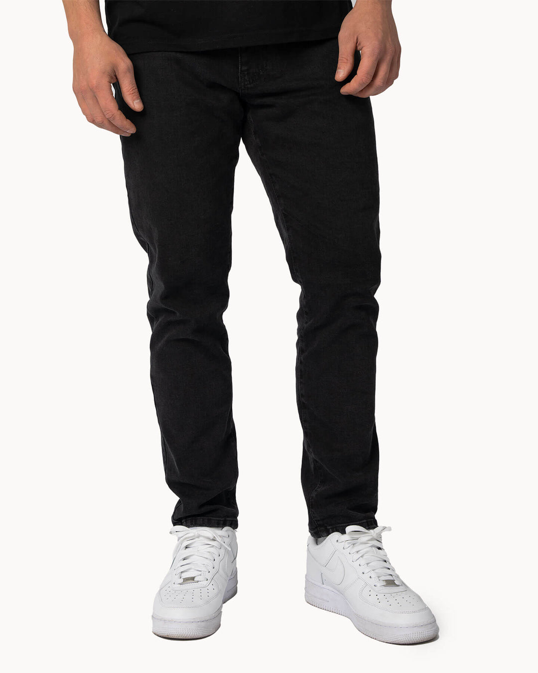 Essential Slim Fit Jeans (washed black)