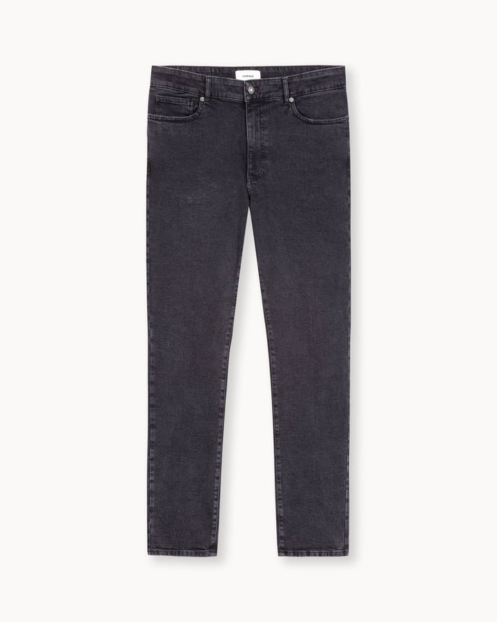 Essential Slim Fit Jeans (washed black)