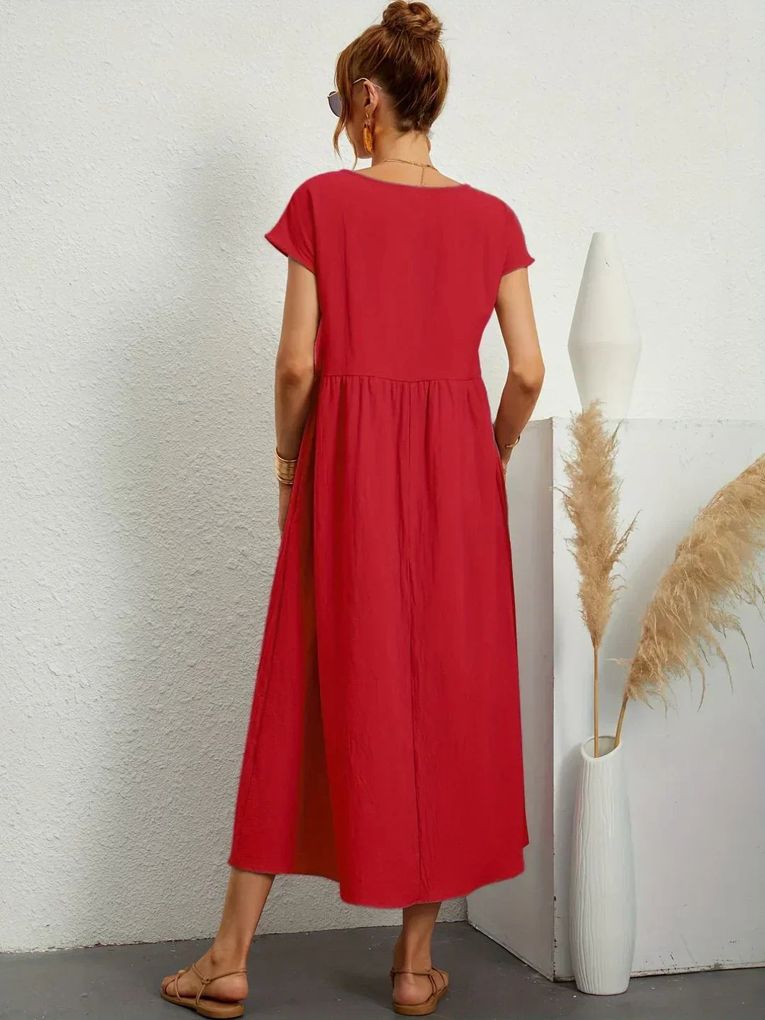 Chloe — Timeless Elegance Midi Dress