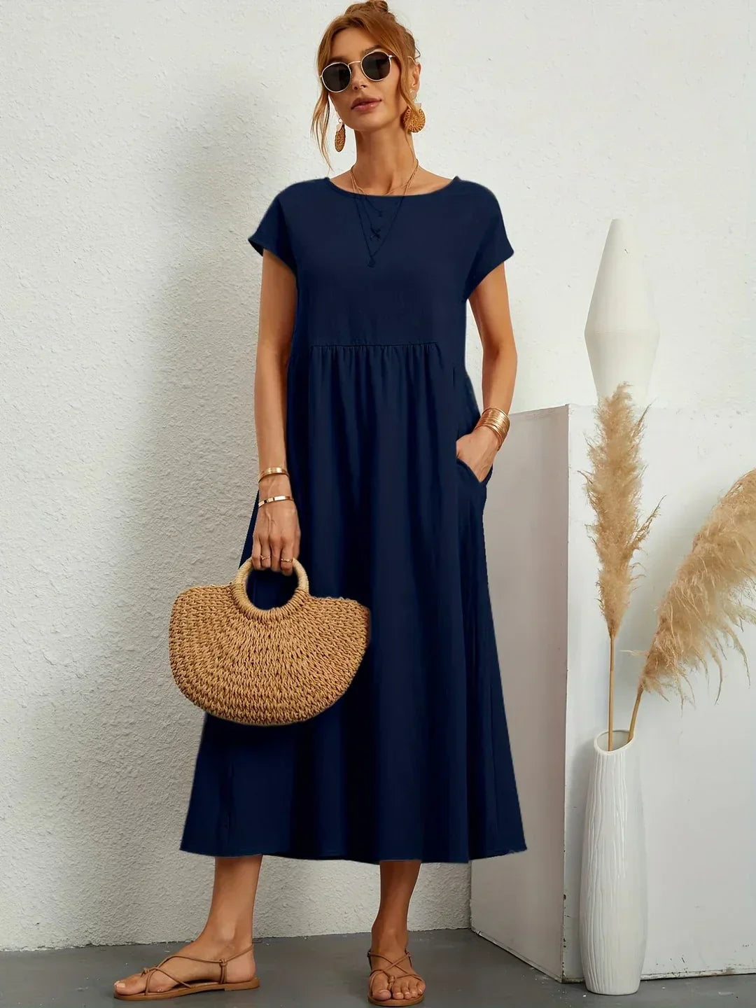 Chloe — Timeless Elegance Midi Dress