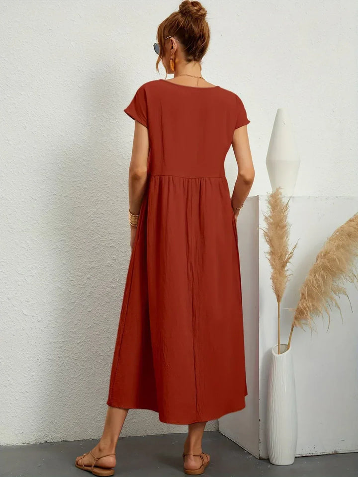 Chloe — Timeless Elegance Midi Dress