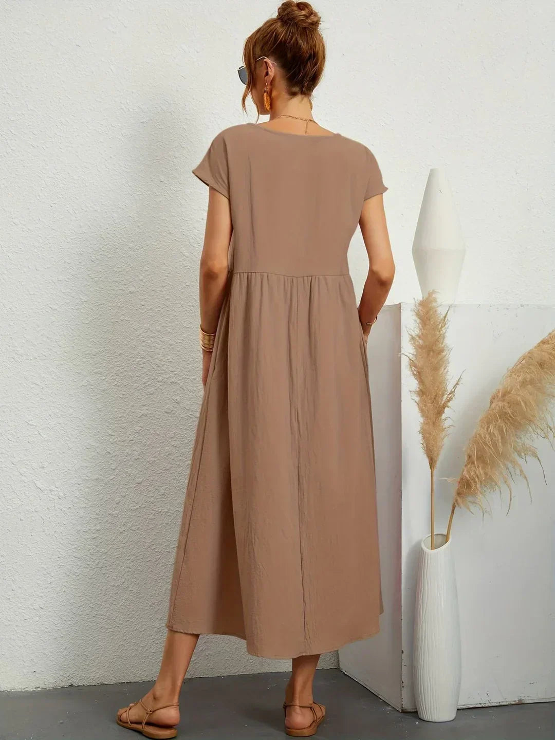 Chloe — Timeless Elegance Midi Dress