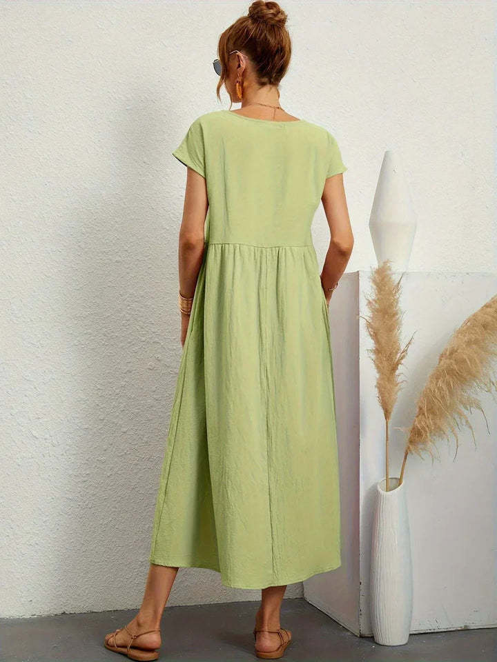 Chloe — Timeless Elegance Midi Dress