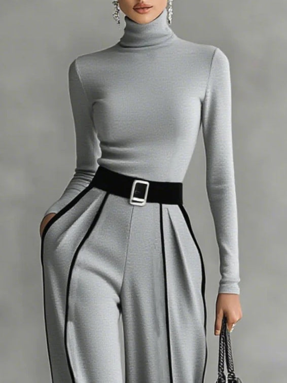 Vera | Elegant Set with Contrasting Details