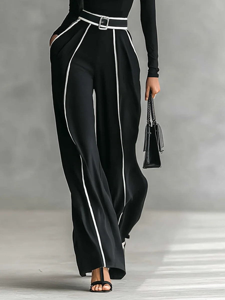 Vera | Elegant Set with Contrasting Details
