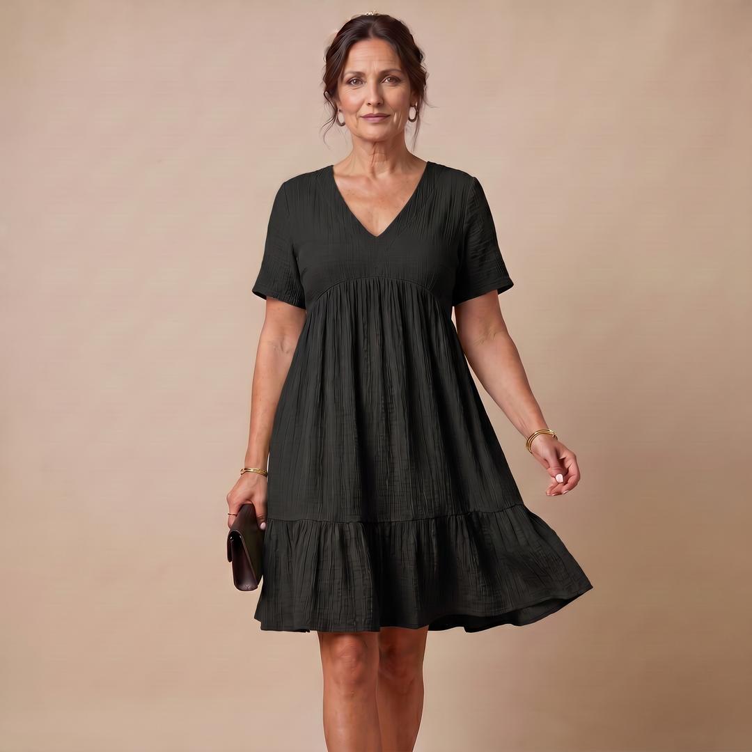 Luna | Elegant Figure-Flattering Dress