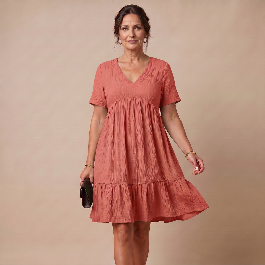 Luna | Elegant Figure-Flattering Dress
