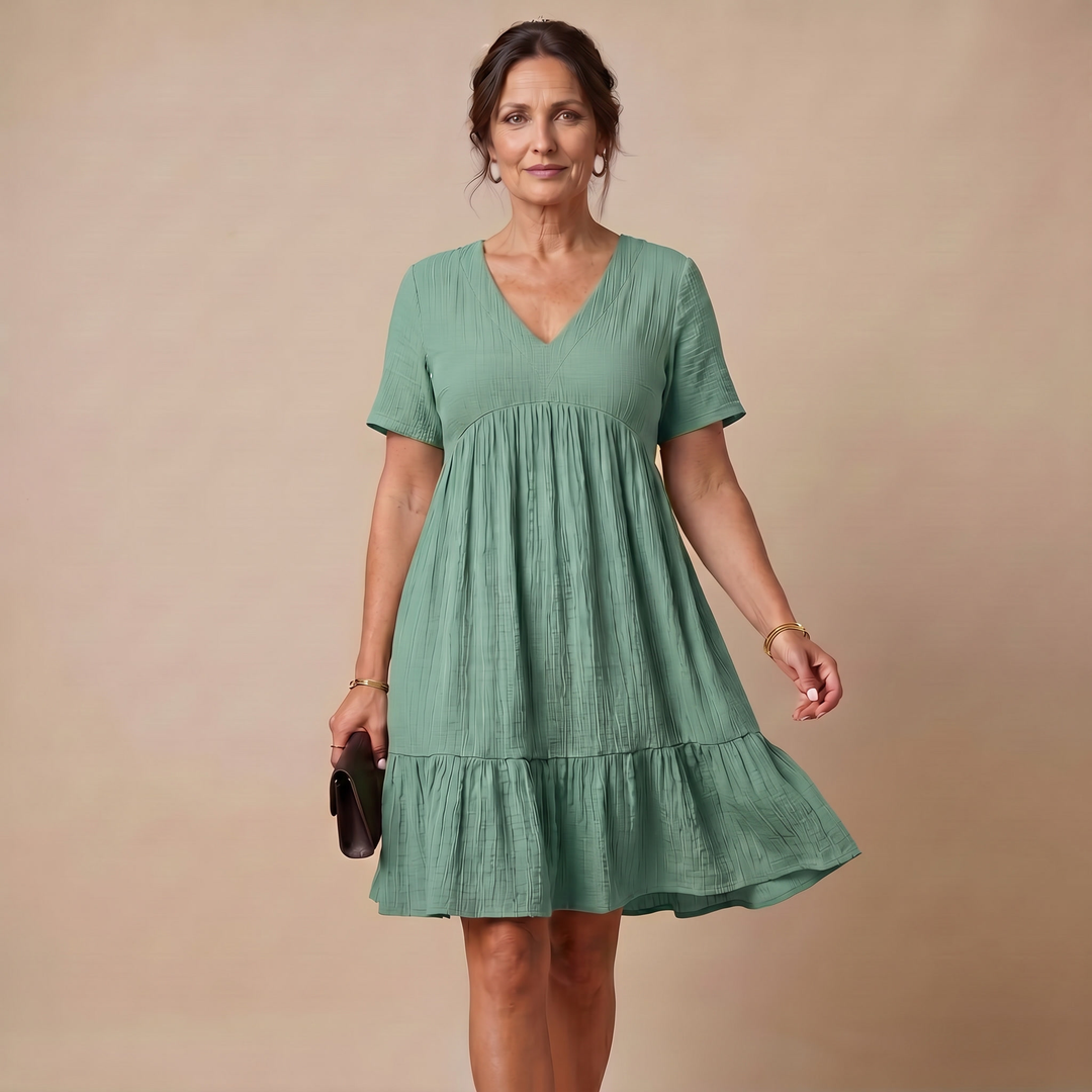 Luna | Elegant Figure-Flattering Dress