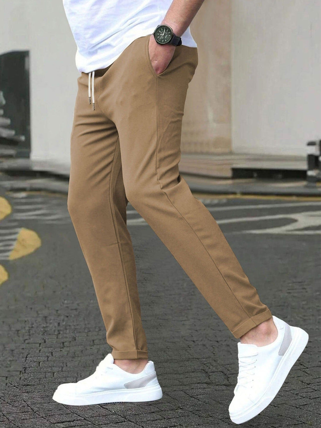 Daniel | Performance Chinos