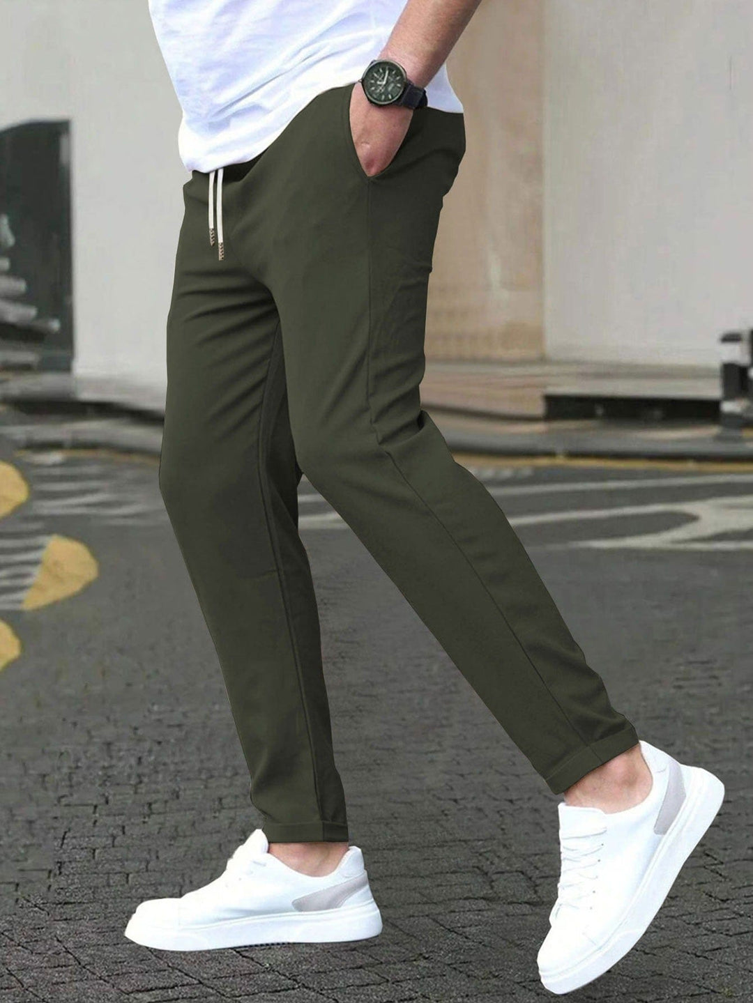 Daniel | Performance Chinos