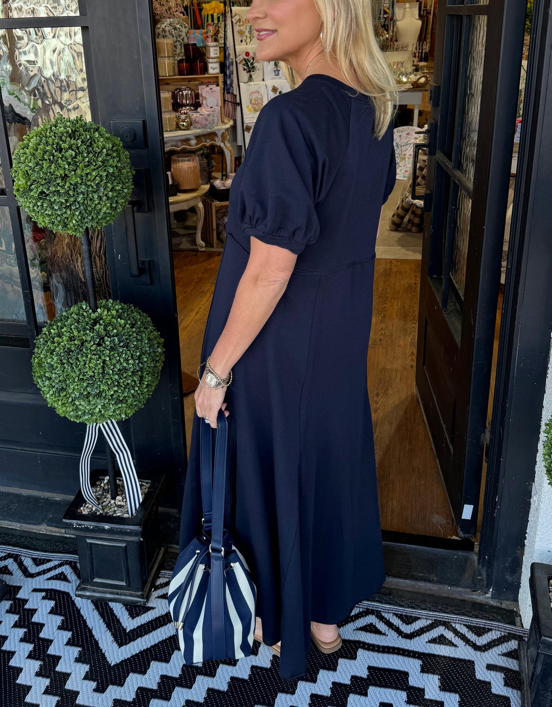 Rhys - Chic Puff Sleeve Maxi Dress